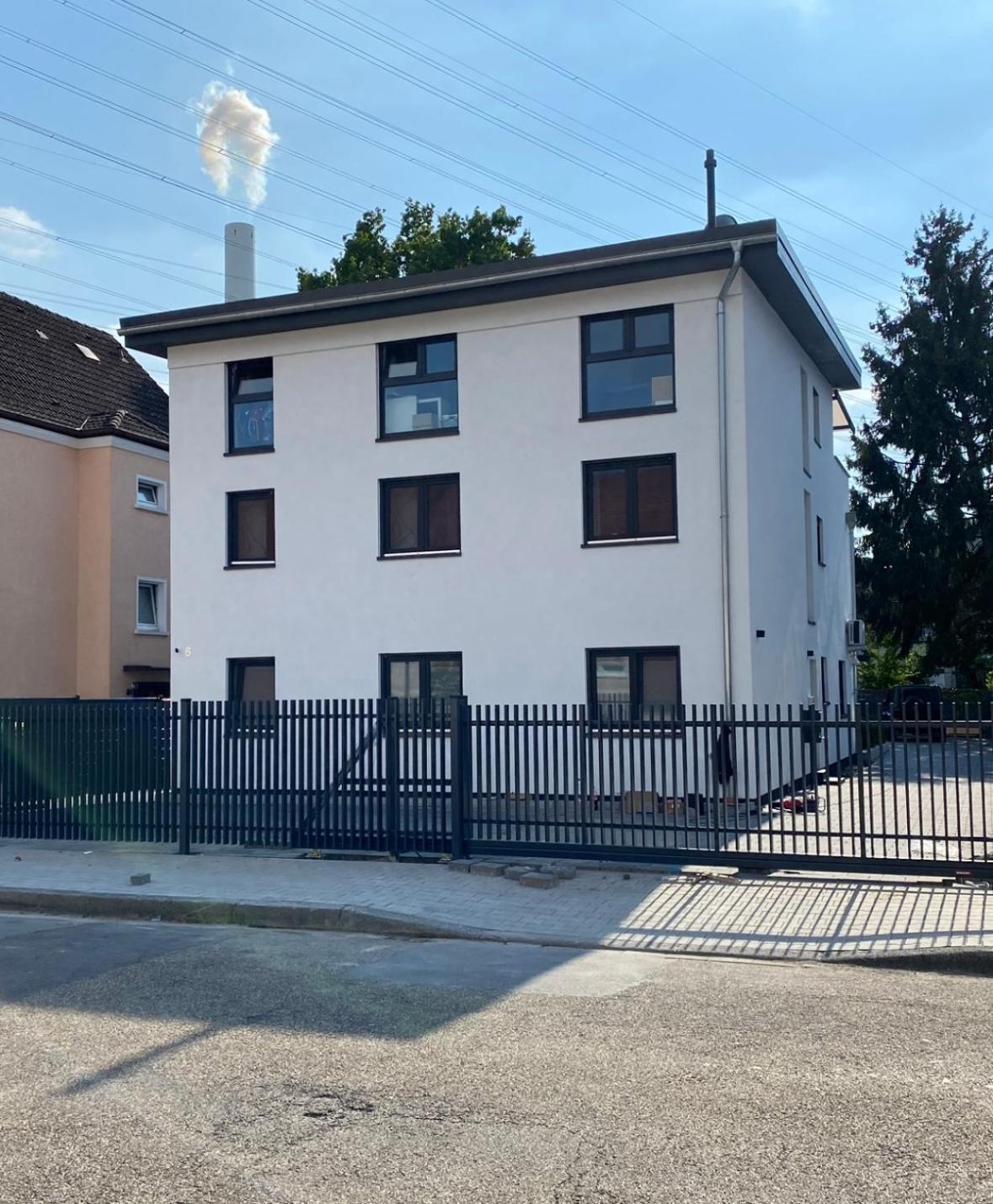 2 Zkb Apartment In Mannheim Kueche - Parken - Grosser Tv Dış mekan fotoğraf