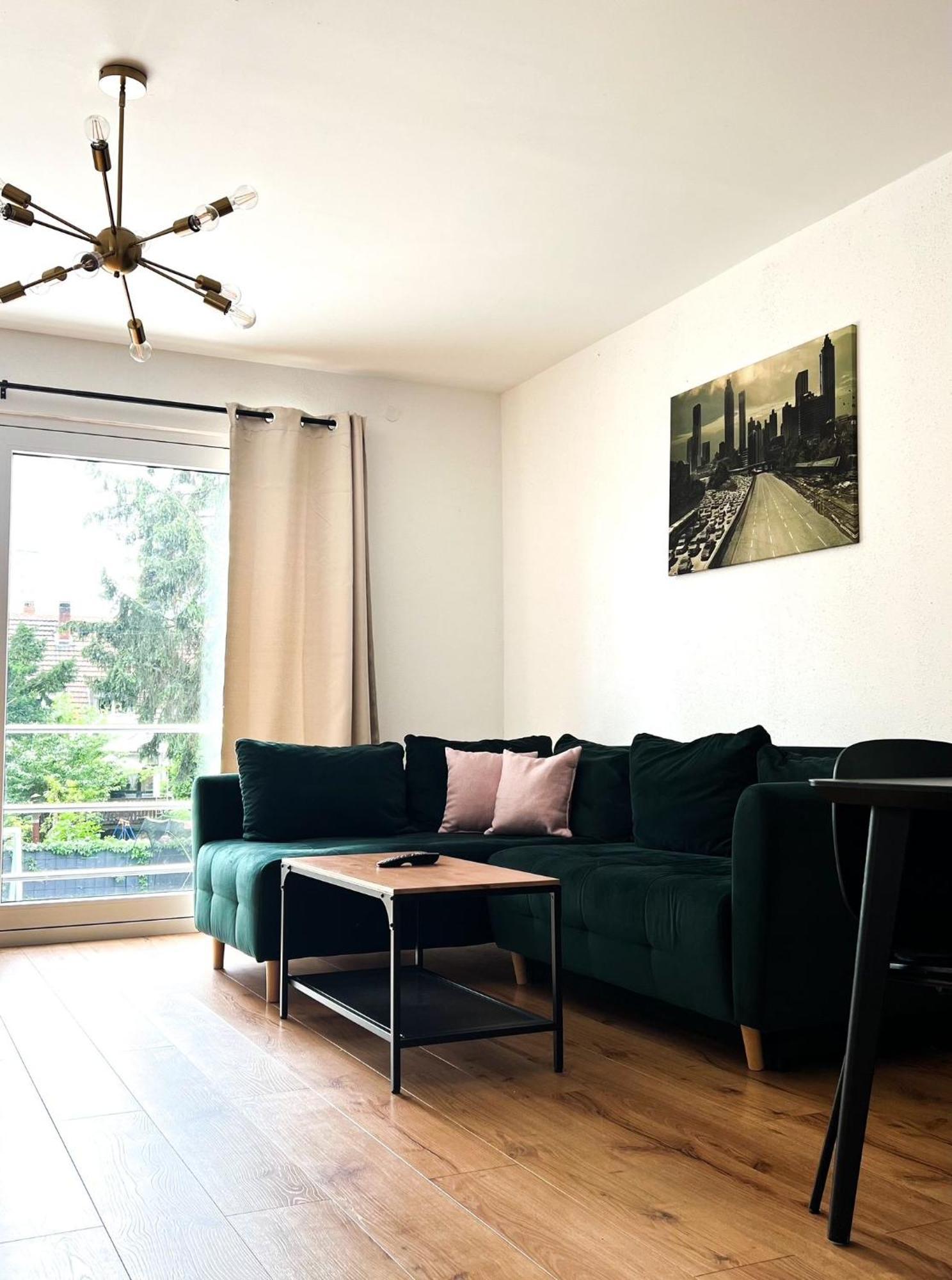 2 Zkb Apartment In Mannheim Kueche - Parken - Grosser Tv Dış mekan fotoğraf